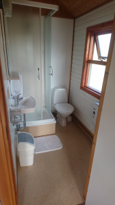 Triple privat bath/kitchen room