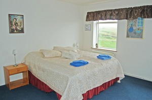 with shared bathroom room
