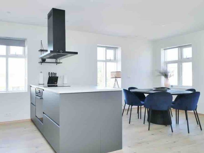LL Properties | G7 Luxury House By The Harbor — photo 5