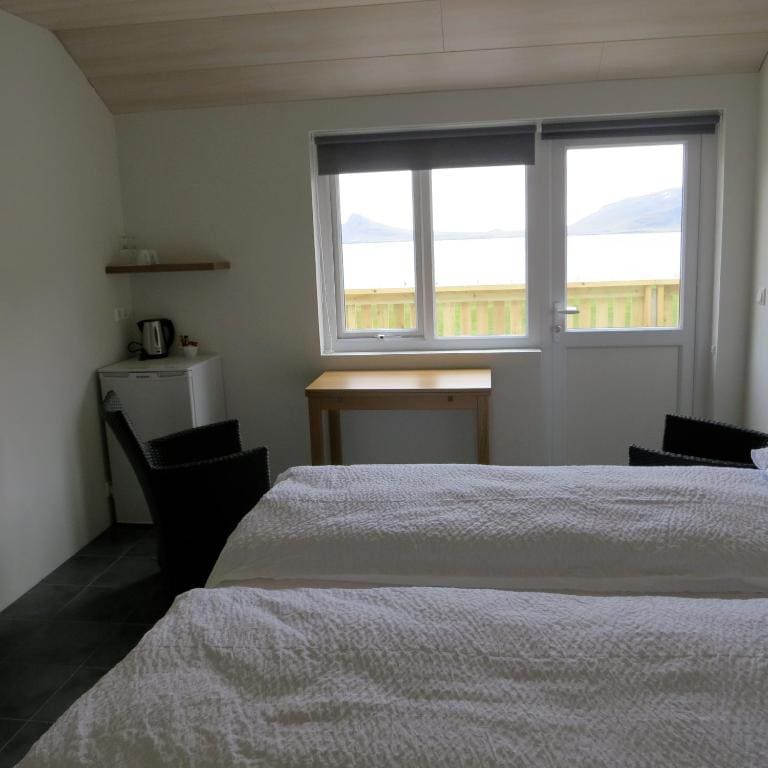 Urðartindur Guesthouse — photo 2