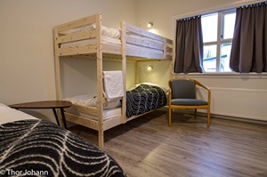 Standard triple room room