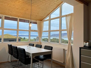 APARTMENT, two-story with 3 bedrooms (breakfast not incl.) room