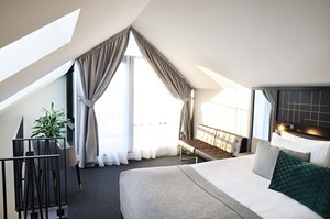 Suite room