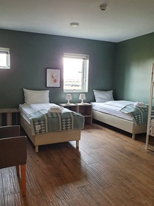 Quad room