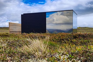 Mirror Cabin room
