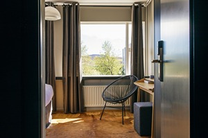 Single Sub-Parterre Room room