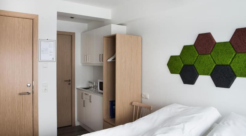 Island Apartments — photo 3