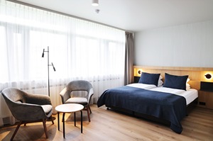 Deluxe Family Room room