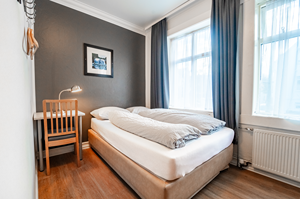 With Shared Bathroom room