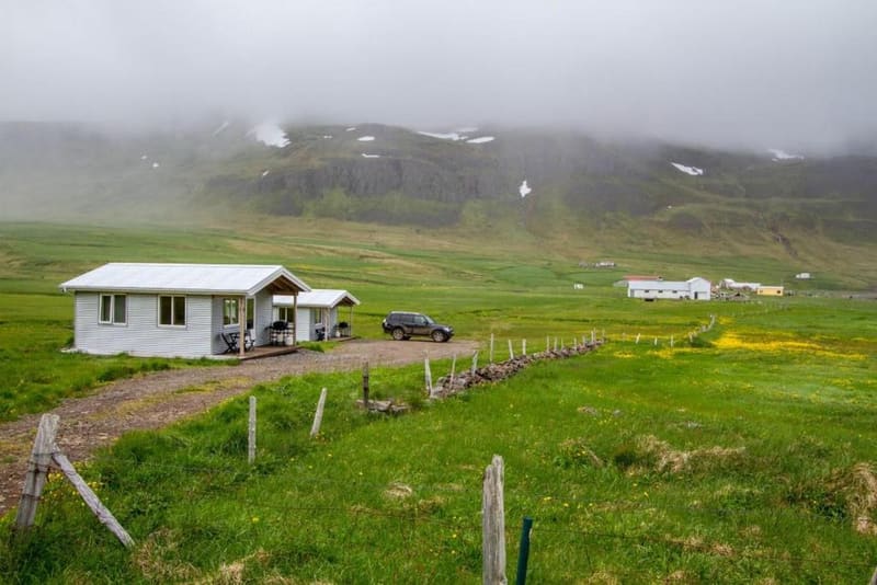 Urðartindur Cabin — photo 5